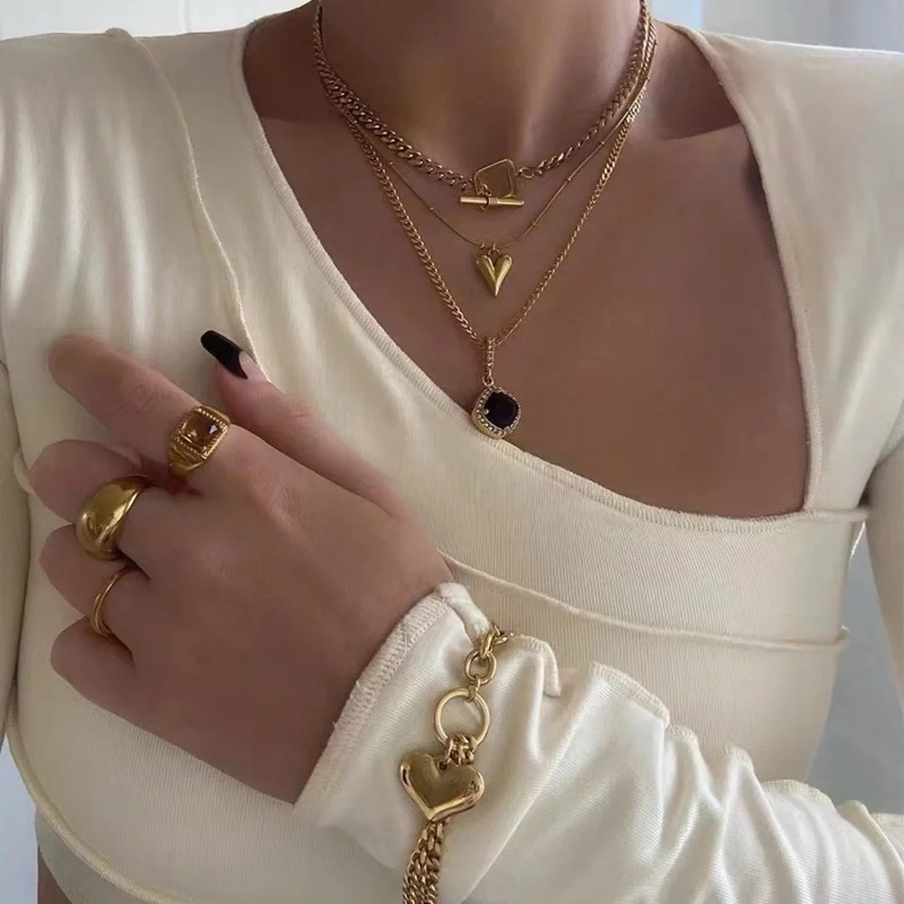18K Gold Heart Necklace*Minimalist Necklace*Waterproof and Sweatproof - Picture 2 of 6